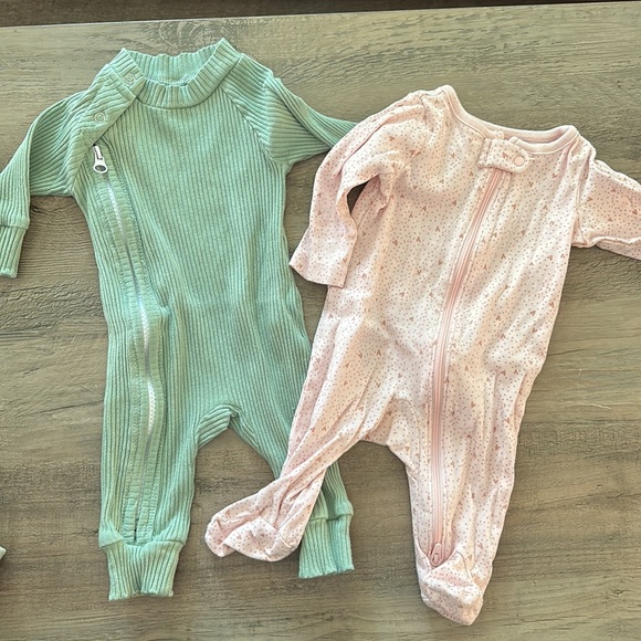 6 SLEEPERS 0-3 MONTHS - Picture 4 of 4